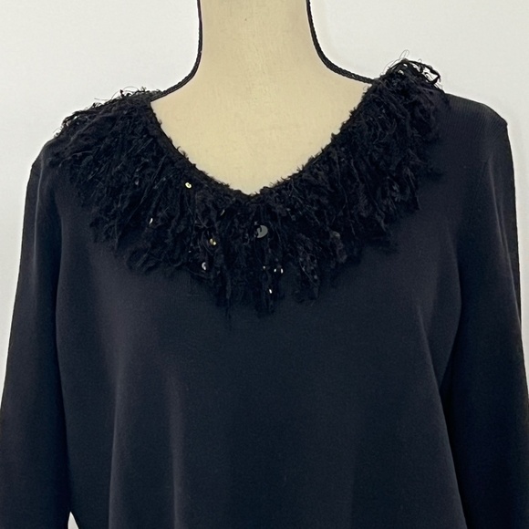 VINTAGE SUSAN BRISTOL Black V Neck Pullover Sweater Embellished Neckline Sz 1X - Picture 2 of 9